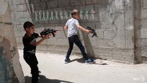 palestinian-children-play